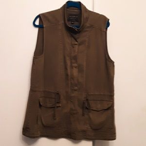 Khaki Green Utility Vest